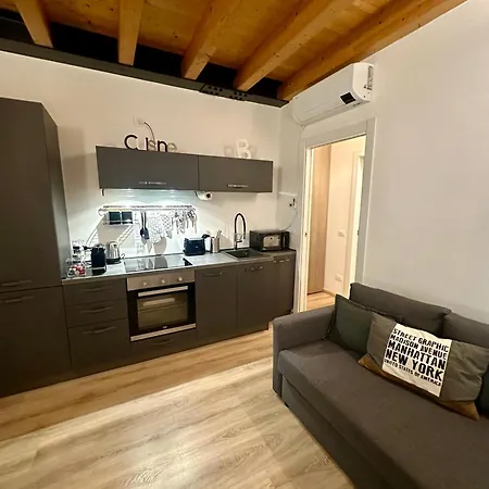 Casa vacanze In Center With Patio *